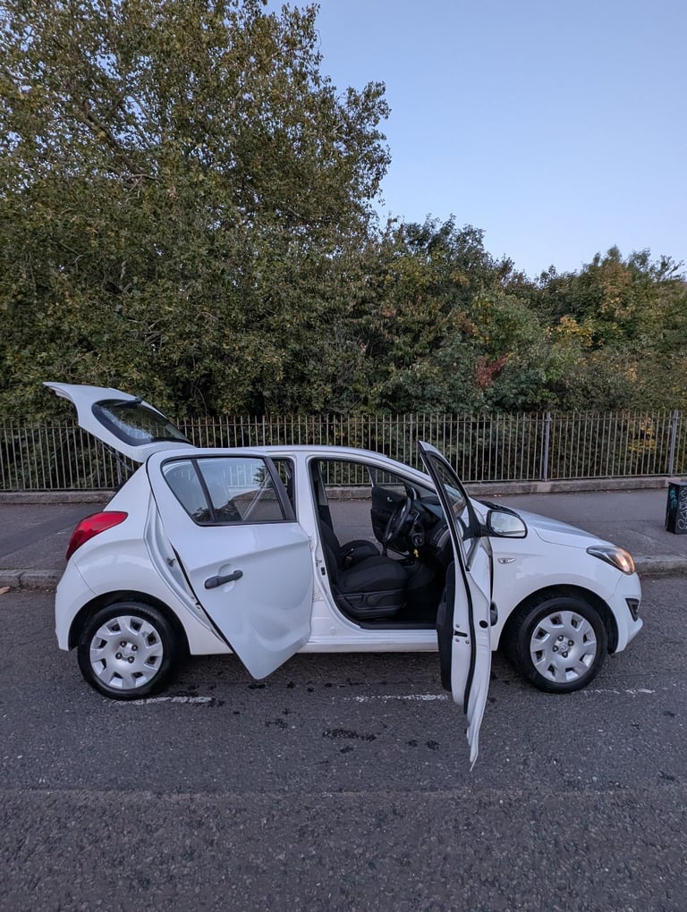 Hyundai, I20, Hatchback, 2013, Manual, 1248 (cc), 5 doors