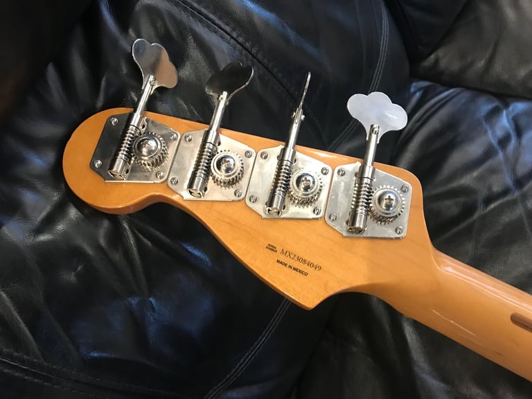 Fender Vintera® II '50s Precision Bass Guitar®, Maple Fingerboard, Black, 2023, cool 😎 