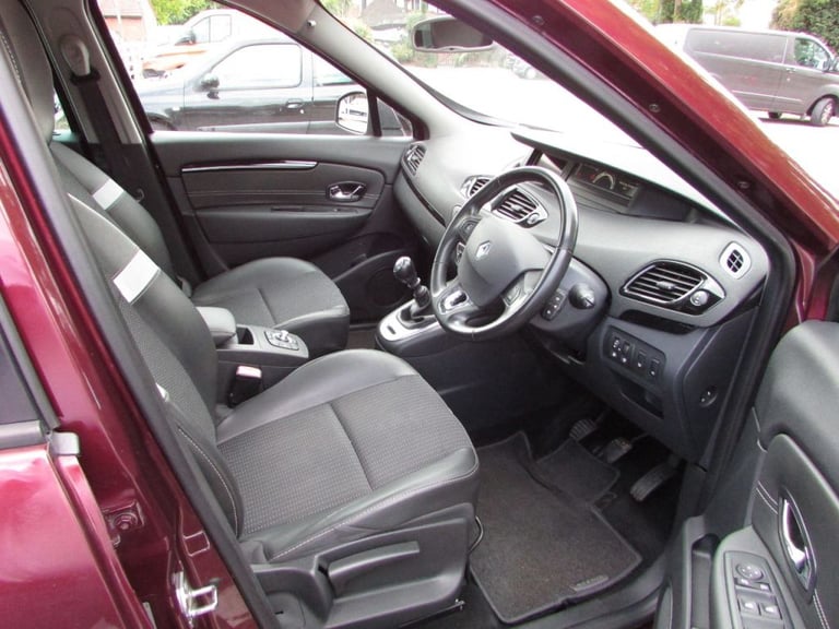  Renault Scenic 1.5 dCi Dynamique TomTom Energy 5dr [Start Stop] Diesel