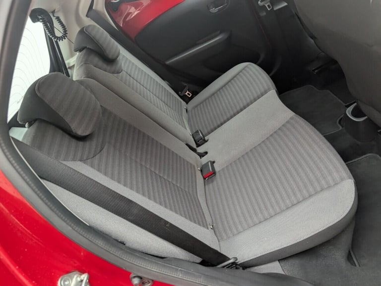 2019 Toyota AYGO 1.0 VVT-i x-play Hatchback 5dr Petrol Manual Euro 6 (71 ps) - AIR CON, DAB, HATC...