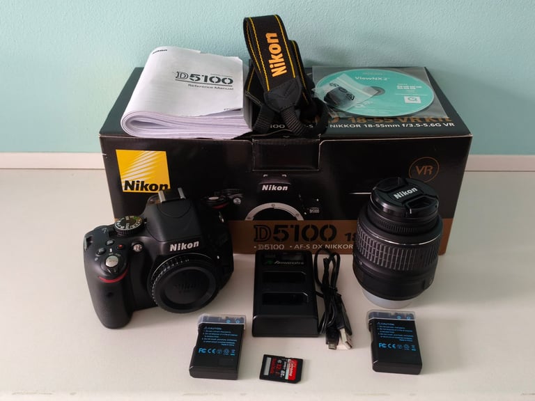 Nikon D5100 D-SLR Camera kit