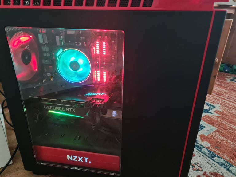 Gaming PC: Geforce RTX 3070, Ryzen 7 3800X, 32Gb RAM