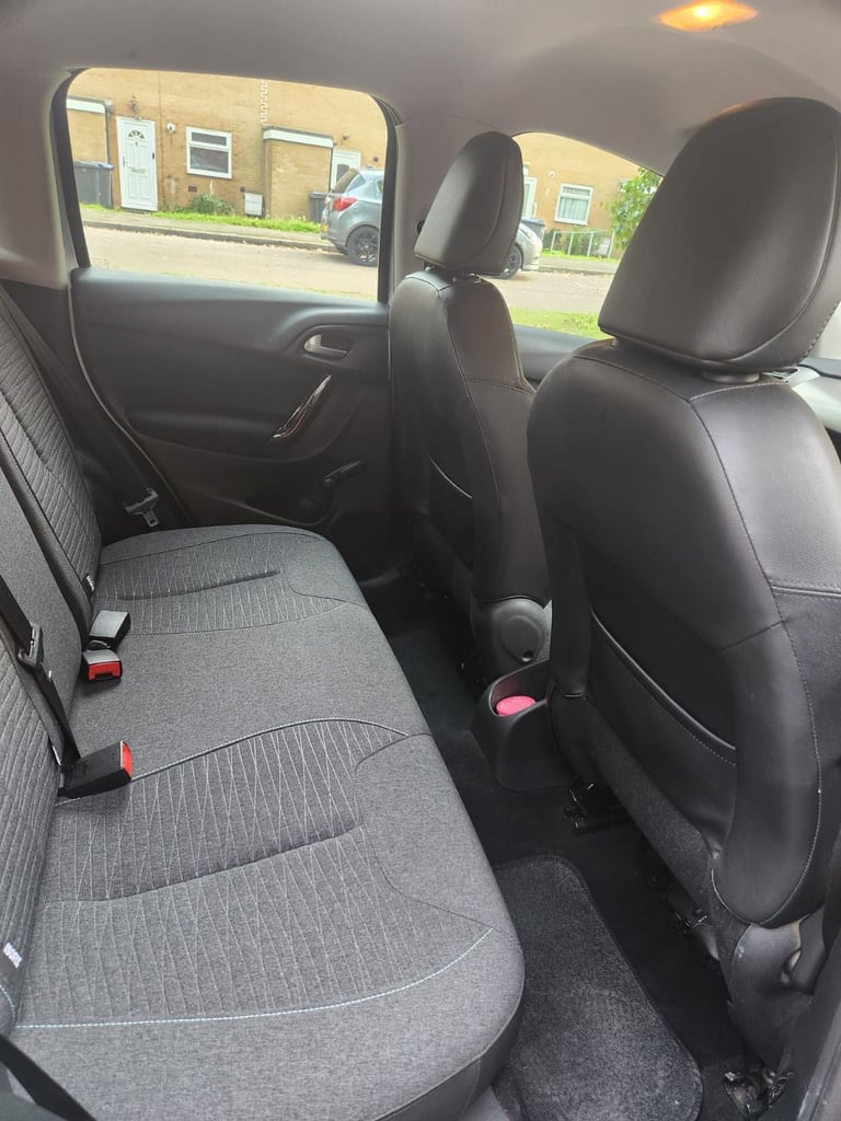 Citroen, C3, Hatchback, 2016, Manual, 1199 (cc), 5 doors