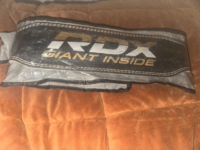 🏋️‍♂️ RDX Weightlifting Belt – Never Used (Size M/L)