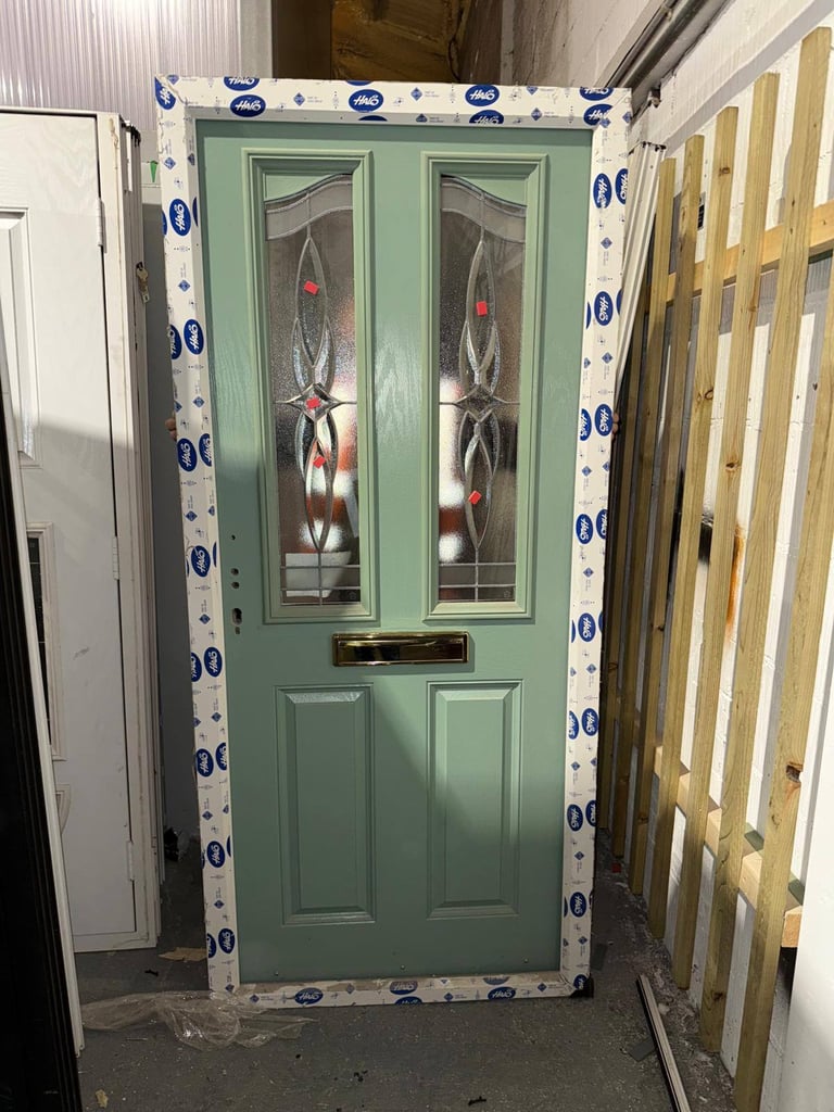 Brand New Chartwell Green Composite Door (6)