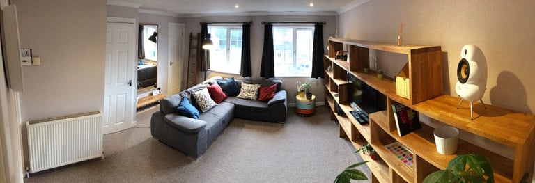 One (double) bedroom flat Hyndland/ Partick / Broomhill