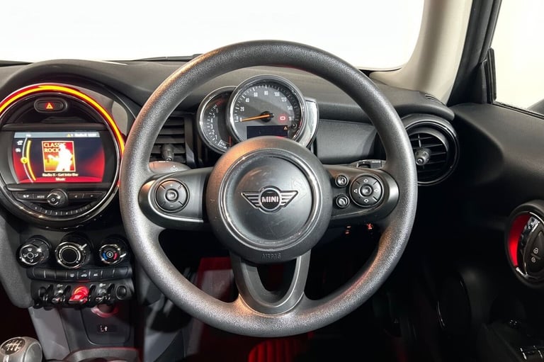 2019 19 MINI HATCH 1.5 ONE CLASSIC HATCHBACK 3DR PETROL MANUAL EURO 6 (S/S) (102