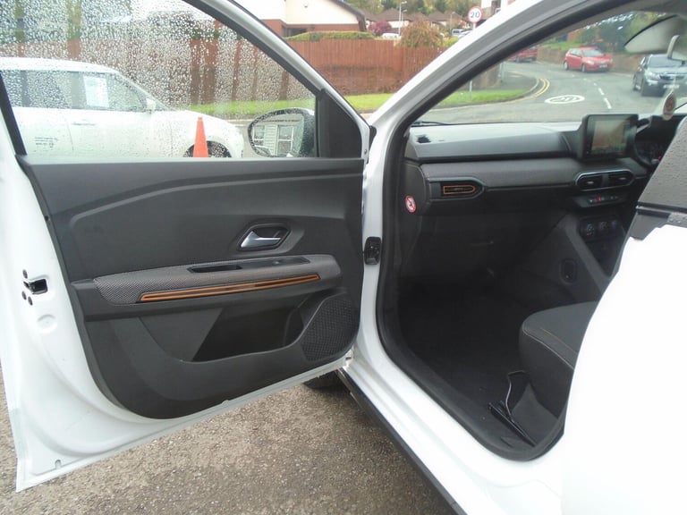 2021 Dacia Sandero Stepway 1.0 TCe Comfort Euro 6 (s/s) 5dr HATCHBACK Petrol Manual