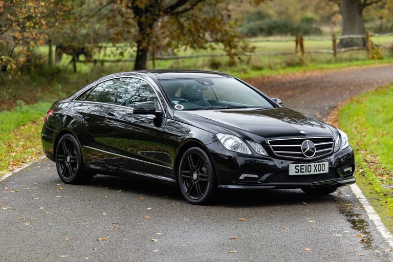 2010 Mercedes-Benz E Class E500 Sport 2dr Tip Auto COUPE Petrol Automatic