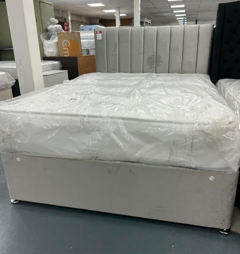 Comfortable DIVAN 4FT6 Double Divan Bed Base >> Mattress + Storage Drawers >> Flat 20% Off >>
