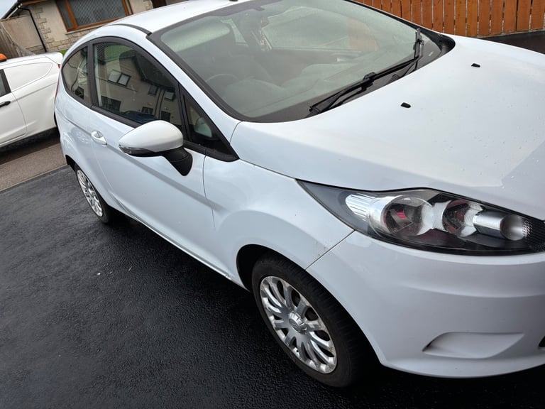 Ford, FIESTA, Hatchback, 2012, Manual, 1242 (cc), 3 doors