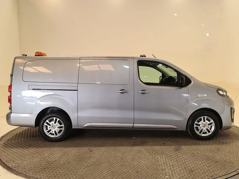 VAUXHALL VIVARO 2.0 TURBO D 3100 SPORTIVE P/V L2 H1 145 BHP LWB DIESEL