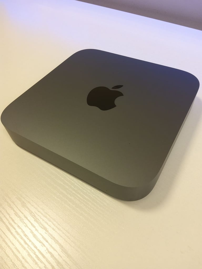 image for **APPLE MAC MINI - 3.0 GHZ I5 - 16GB RAM - 512GB SSD - 2018 - DESKTOP COMPUTER**