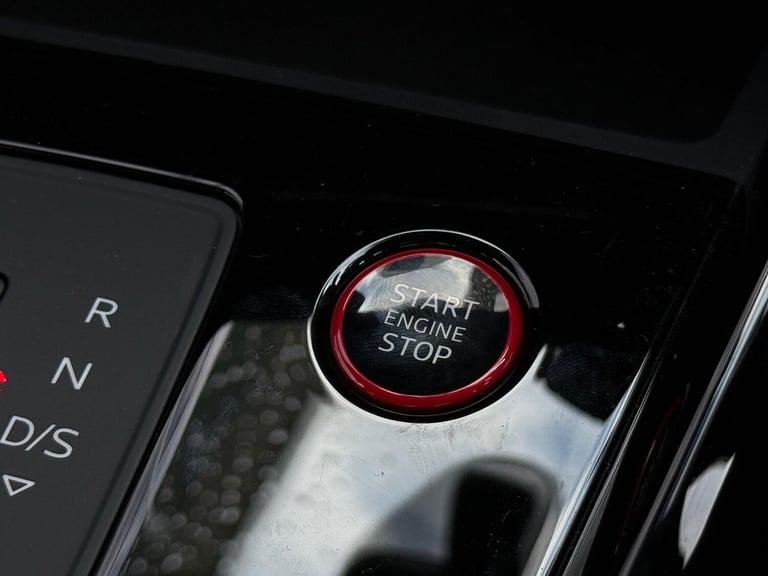  Audi RS3 2.5 TFSI Carbon Black Sportback 5dr Petrol S Tronic quattro Euro 6 (s/s) (4 Petrol Auto...