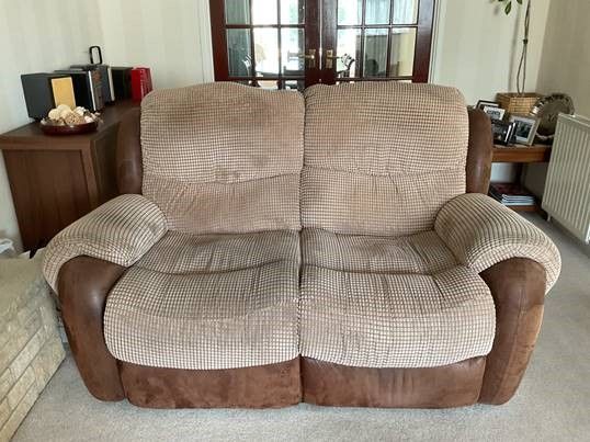 2 recliner sofas