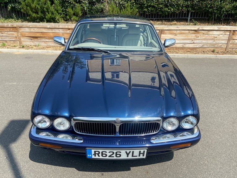 1998 Jaguar V8 XJ SERIES XJ8 4.0 4dr Auto Petrol