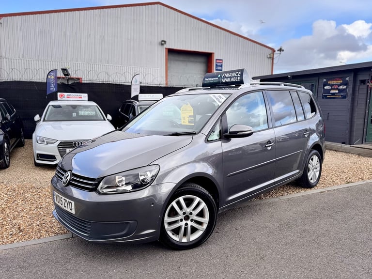 2015 Volkswagen Touran 1.6 TDI 105 BlueMotion Tech SE 5dr DSG MPV Diesel Automatic