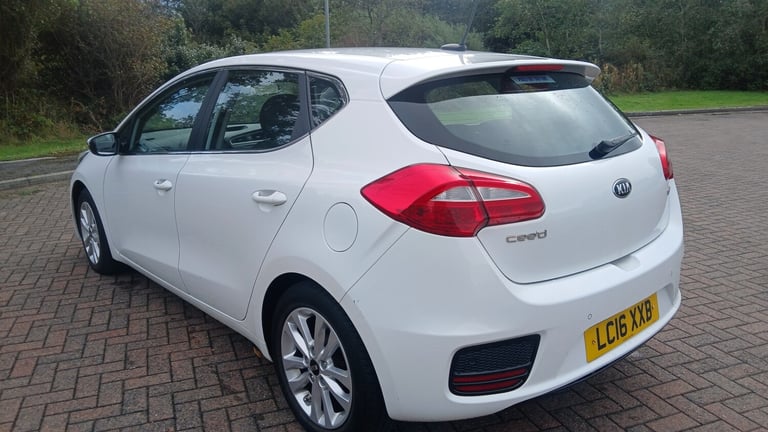 2016 Kia Ceed 1.6 CRDi ISG 2 5DR DCT AUTOMATIC 2016 16 REG  HATCHBACK Diesel Automatic