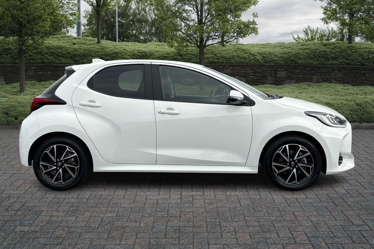 2023 Toyota Yaris 1.5 Hybrid Design 5dr CVT Hatchback Hybrid Automatic