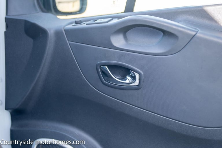 2015 Vauxhall Vivaro