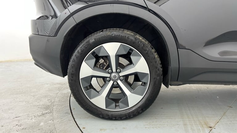 2024 Volvo XC40 Ultimate, B3 Mild hybrid, Petrol, Dark Estate Petrol Automatic