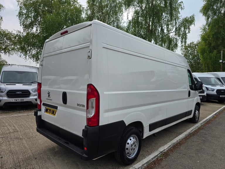 2020 PEUGEOT BOXER 2.2 BlueHDi LWB L3 H2 Professional Van 140ps (LOW MILEAGE)