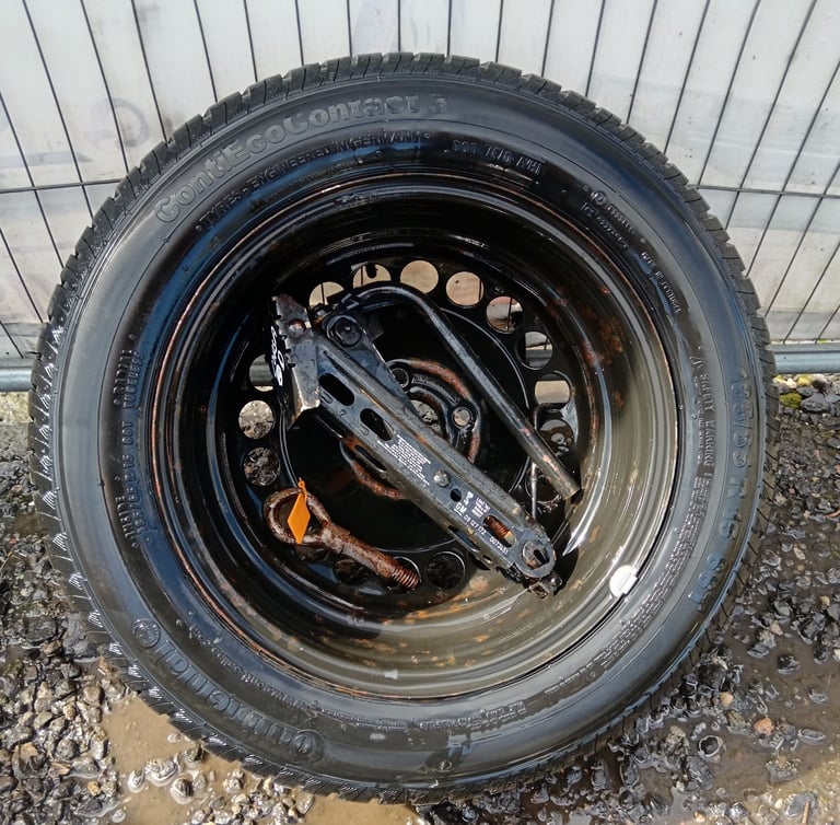 Vauxhall Corsa D / E 185/65/15 Spare Tyre Kit with Wheel Brace Jack Tow Hook 8mm Tyre Tread