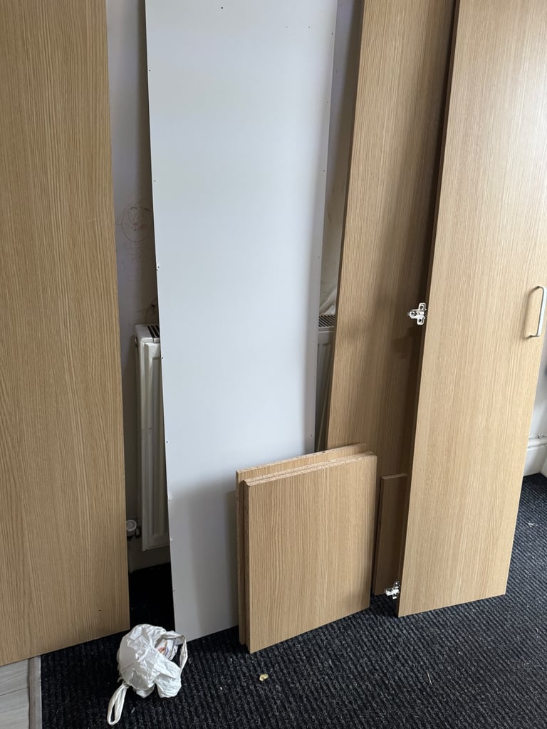 Single wardrobe, Like new