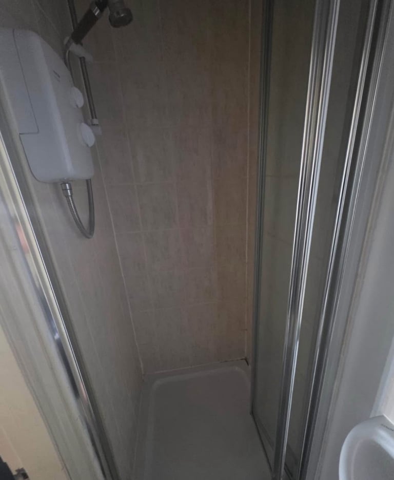 Studio independent flat NG15 Hucknall 