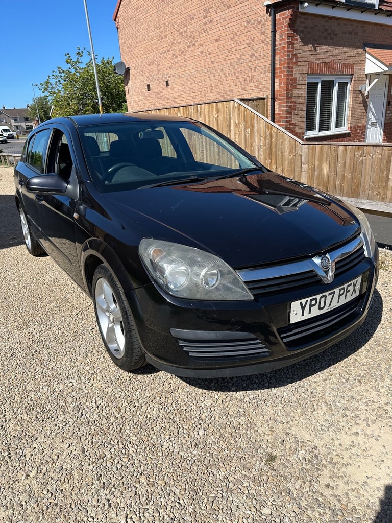 2007 Vauxhall Astra 1.4 Petrol 12 Months Mot Low Miles Good Condition Car - Image 2
