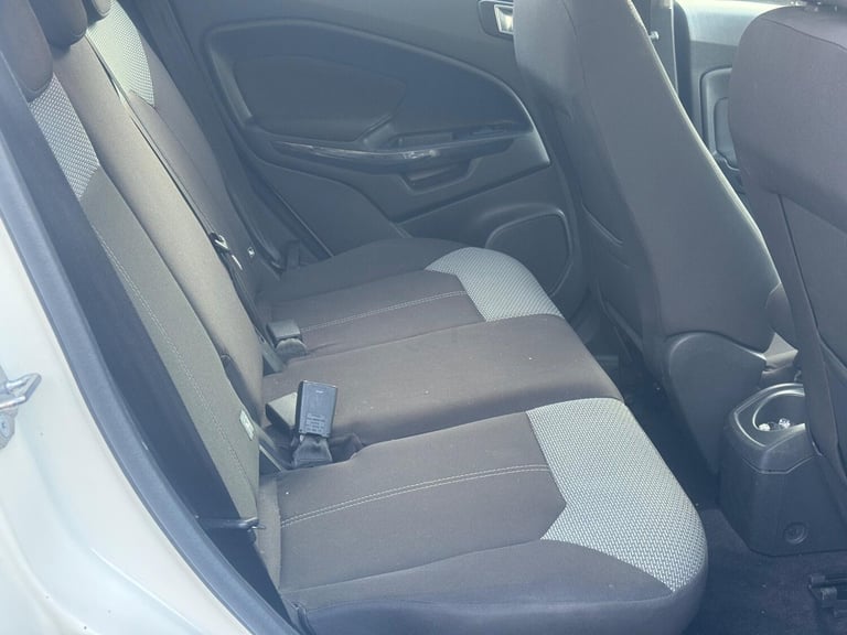 2015 Ford Ecosport 1.0T EcoBoost Zetec 2WD Euro 6 (s/s) 5dr HATCHBACK Petrol Manual