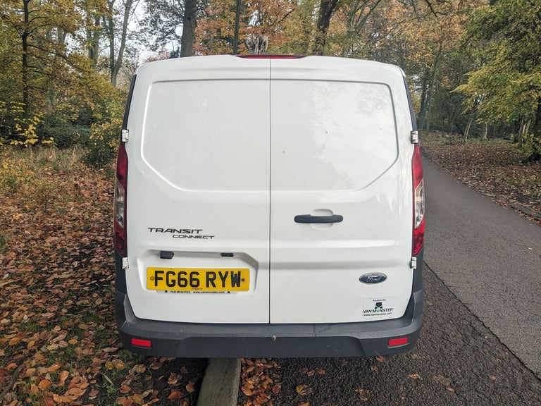 transit connect EURO 6, px a leasure, very economical,any inspection only £3195 no vat