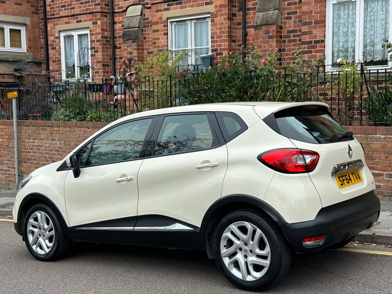 2014 Renault Captur 1.5 dCi 90 Dynamique MediaNav Energy 5dr - JUST SERVICED - FULL MOT HATCHBACK...