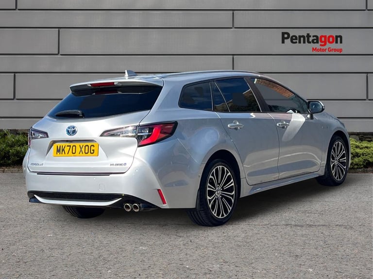 Toyota Corolla Touring Sports 2.0 Vvt H Design Touring Sports 5dr Petrol