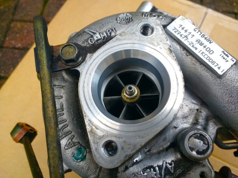 NISSAN X TRAIL 2.2 DCI FUEL INJECTORS 03-07 PARTS SPARES ALMERA PRIMERA TINO