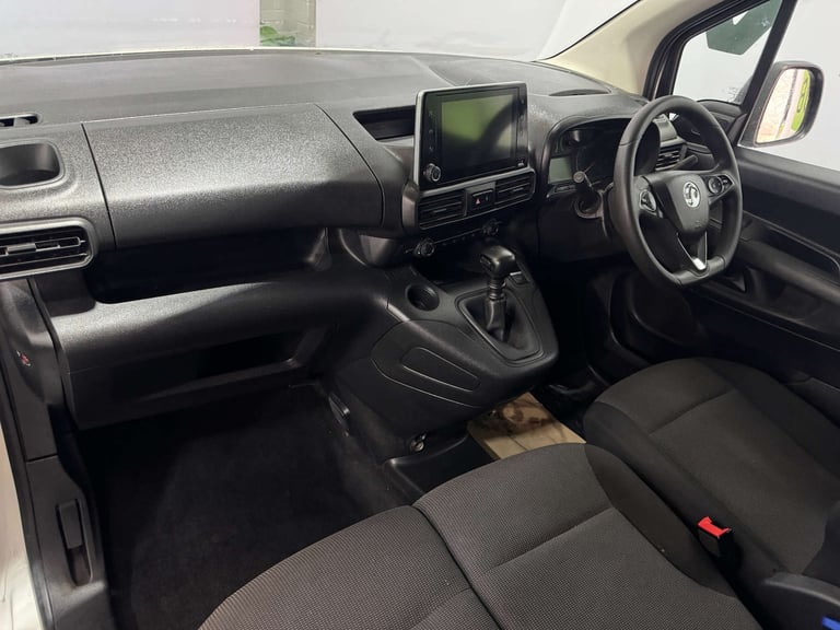 2021 Vauxhall Combo 1.5 Combo 2300 Sportive TD Panel Van Diesel Manual