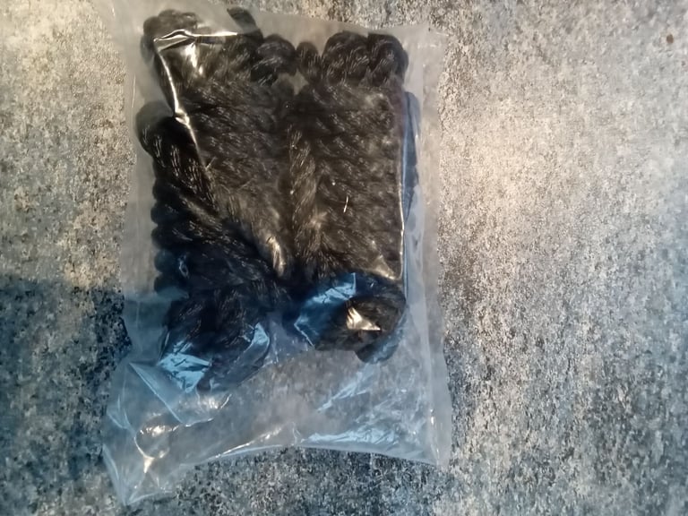 Boat pre spliced fenderline.  1x pair. Black 8mm x 2 meters.  New