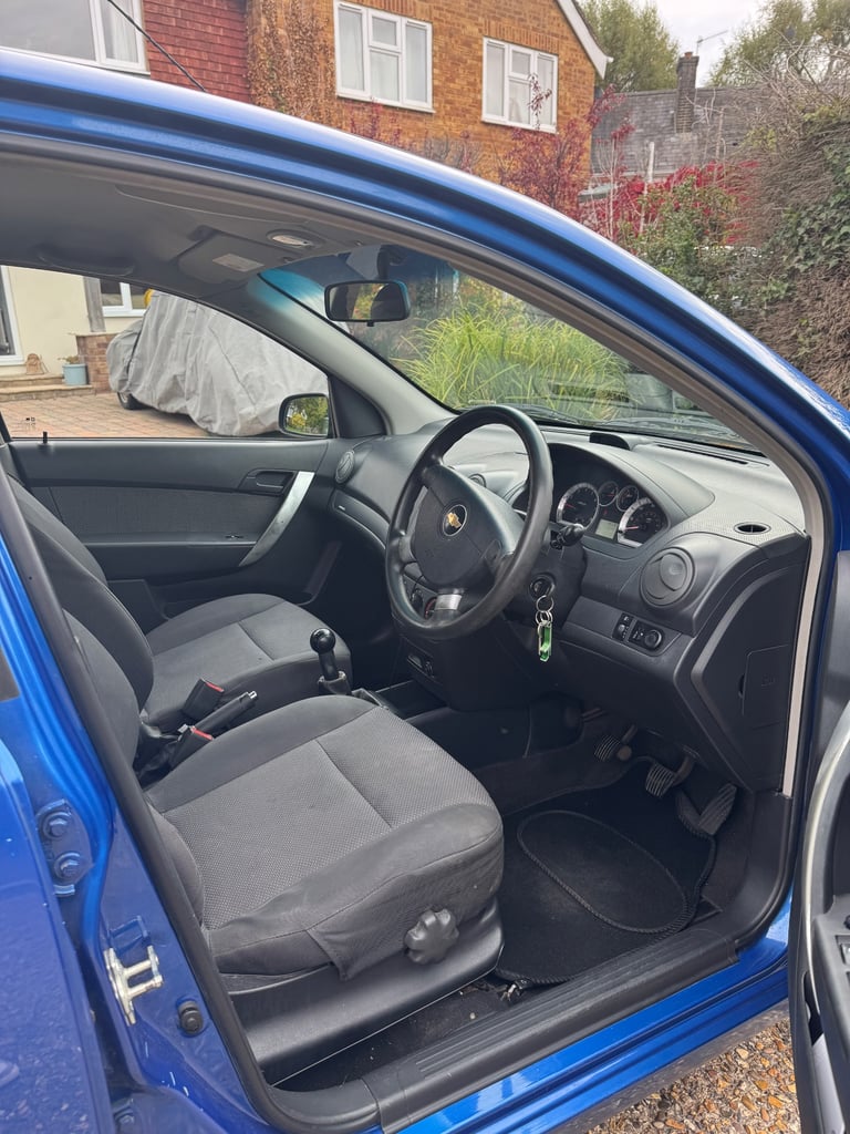 Chevrolet, AVEO, Hatchback, 2011, Manual, 1206 (cc), 5 doors