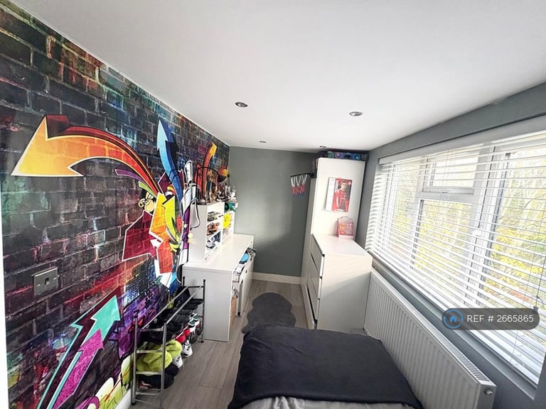 5 bedroom house in Primrose Hill, Kings Langley, WD4 (5 bed) (#2665865)