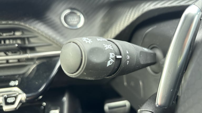 2025 Peugeot 2008 1.2 PureTech GT SUV 5dr Petrol EAT Euro 6 (s/s) (130 ps) SUV Petrol Automatic