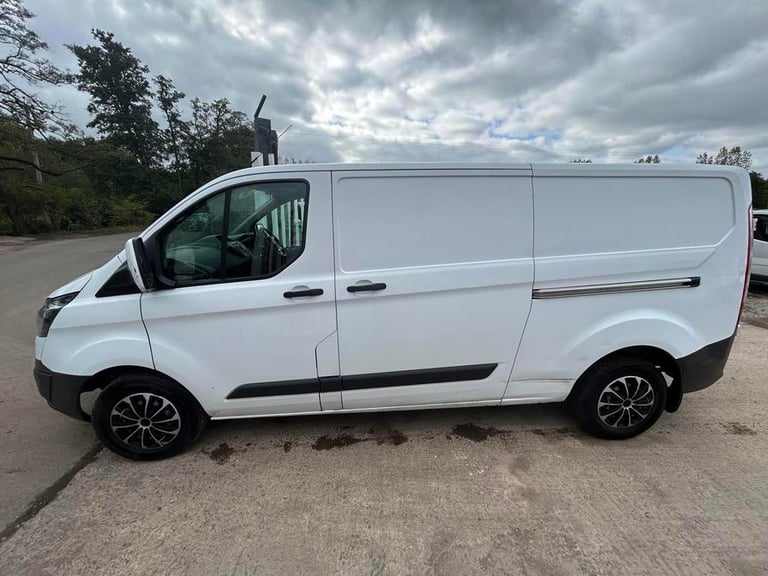 2018 Ford Transit Custom 2.0 TDCi 105ps Low Roof Van PANEL VAN DIESEL Manual