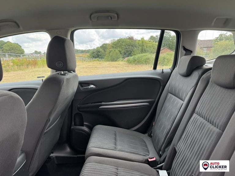 2017 Vauxhall Zafira Tourer 1.6 CDTi ecoFLEX Design MPV 5dr Diesel Manual Euro 6 (s/s) (134 ps) M...