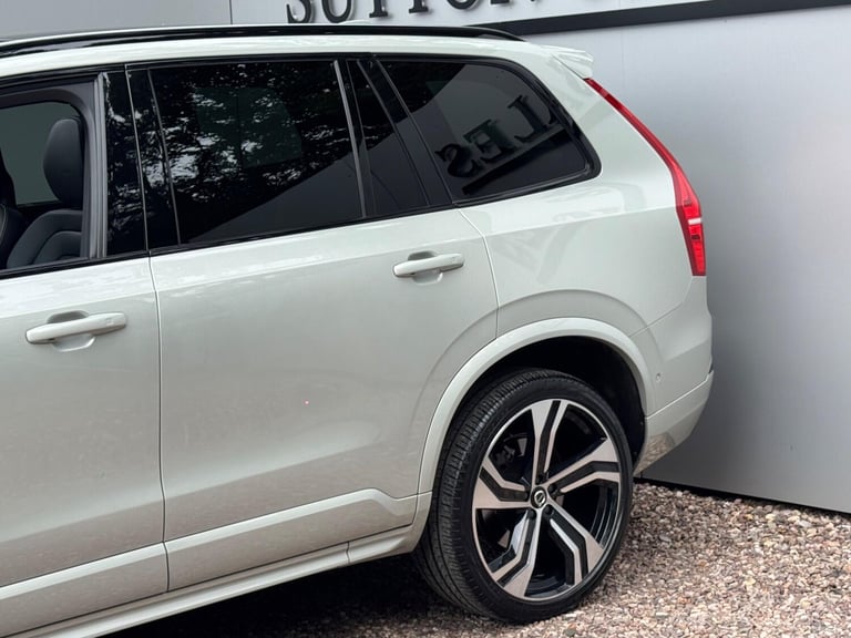 2019 Volvo XC90 2.0 B5 MHEV R-Design Pro Auto 4WD Euro 6 (s/s) 5dr ESTATE Diesel/Electric Hybrid ...