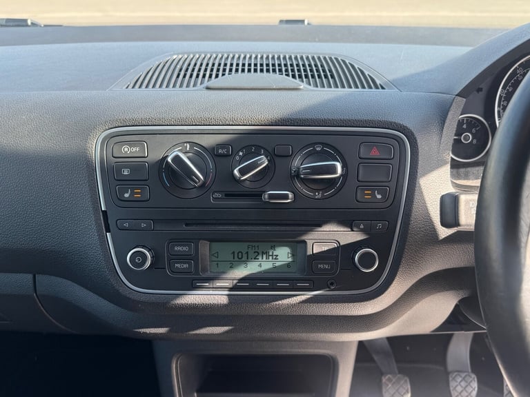 2014 Skoda Citigo 1.0 MPI 75 GreenTech Elegance 3dr HATCHBACK Petrol Manual