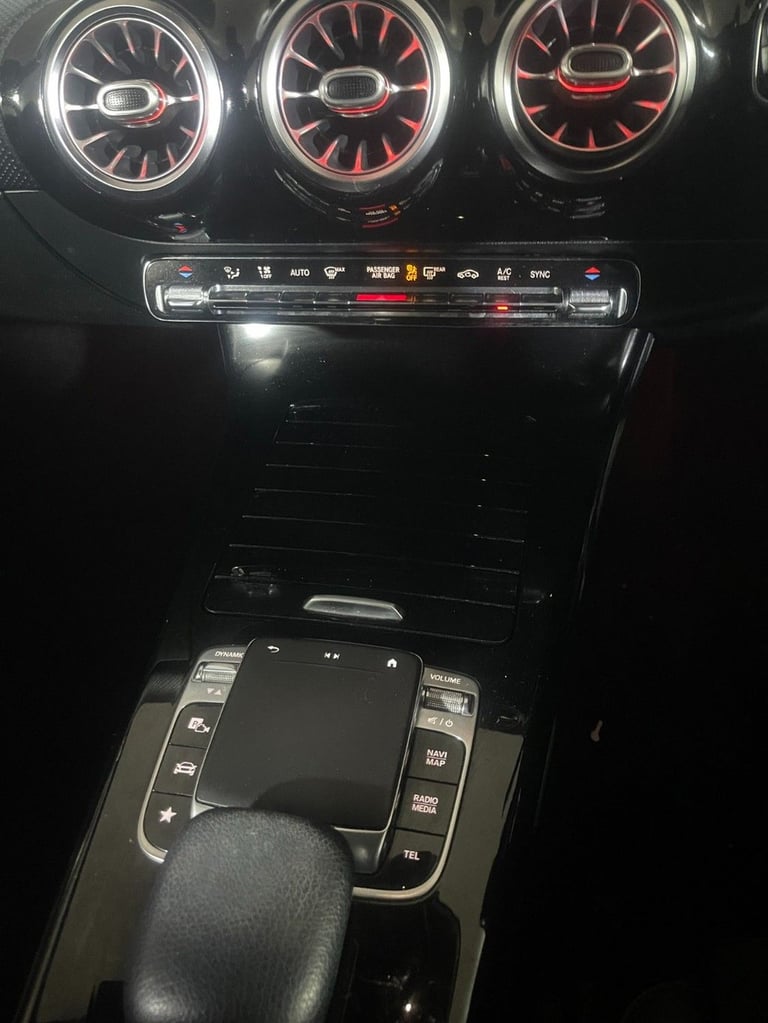 2019 Mercedes-Benz A-Class 1.5 A180d AMG Line (Premium) Hatchback 5dr Diesel 7G-DCT Euro 6 (s/s) ...