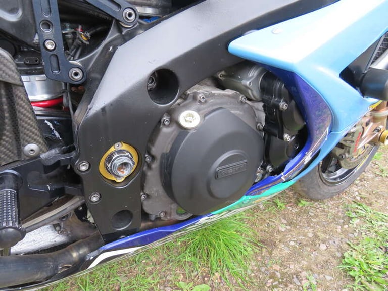 Suzuki GSX-R1000 K8 BSB Manual