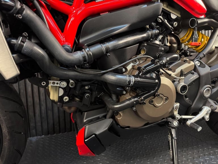 2016 Ducati Monster 1200 1200