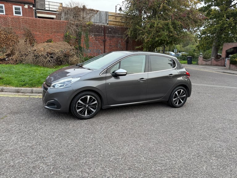 2019 Peugeot 208 1.2 PureTech Tech Edition Hatchback 5dr Petrol Manual Euro 6