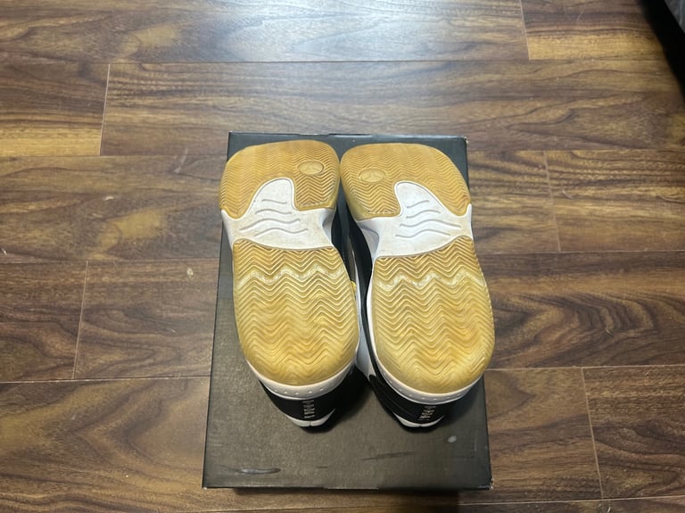 Nike jordans