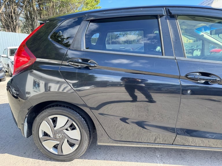 2014 Honda Fit JAZZ 1.5 HYBRID Hatchback Petrol/Electric Hybrid Automatic